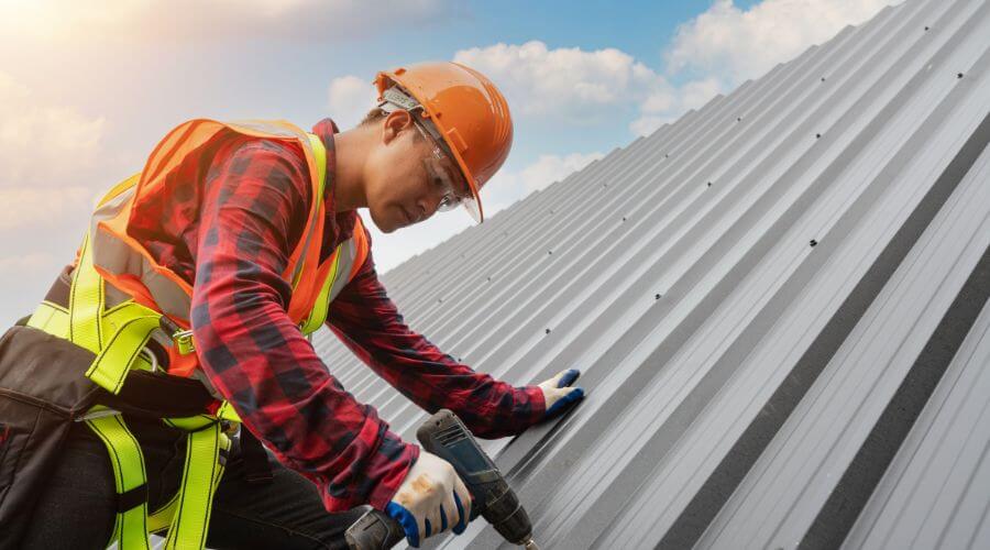 GAF certified roofer in Granby, MA